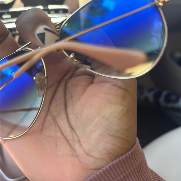 Ray-Ban Gold Aviator Sunglasses with Gradient Lenses